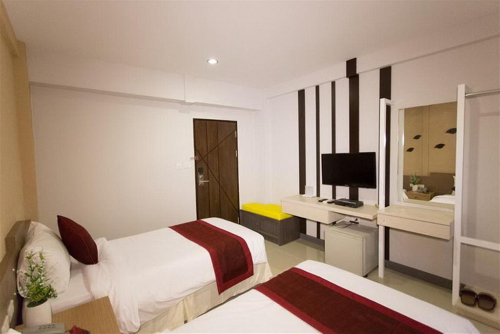 Sf Biz Hotel Khon Kaen Phòng bức ảnh