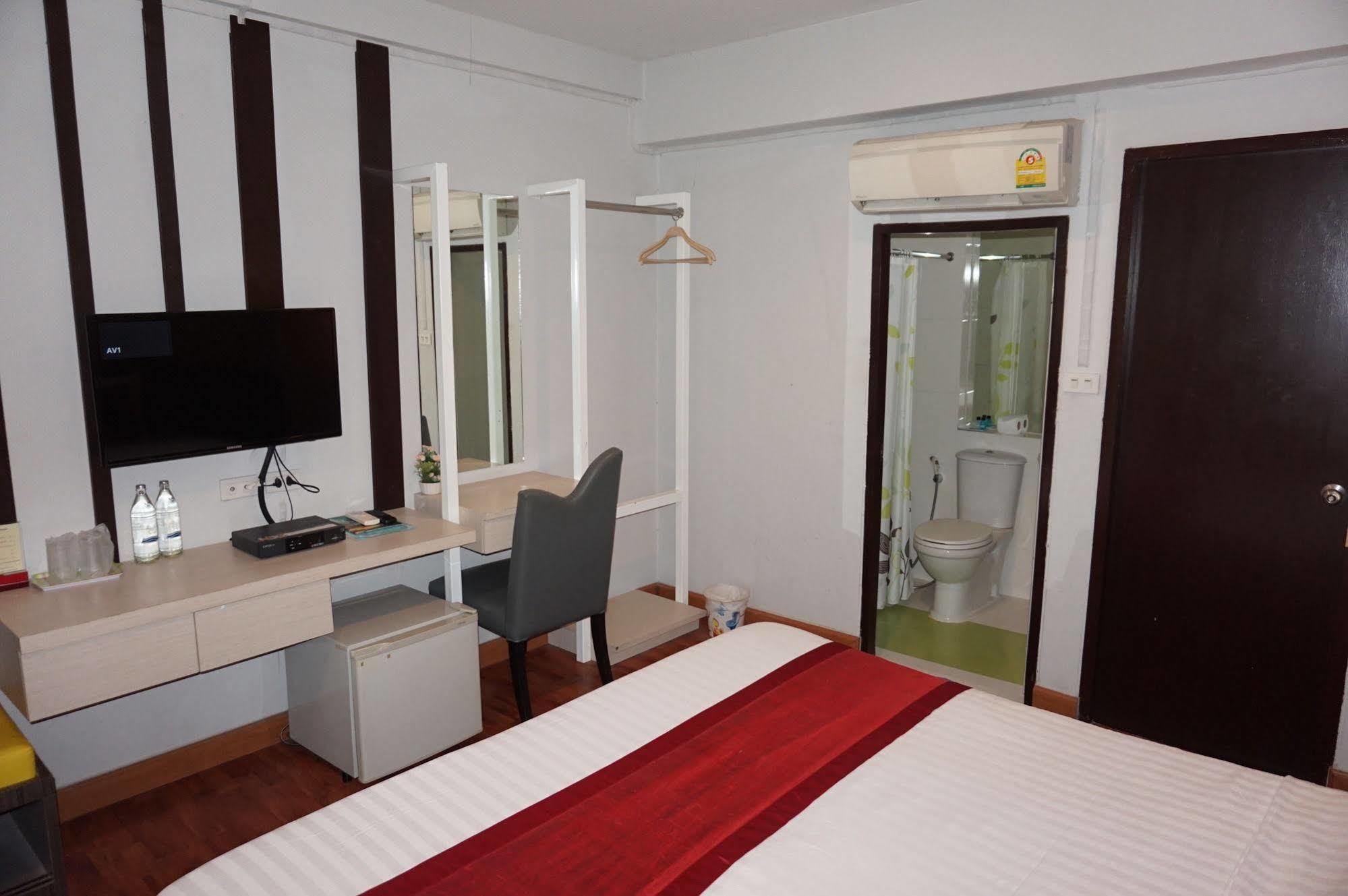 Sf Biz Hotel Khon Kaen Ngoại thất bức ảnh